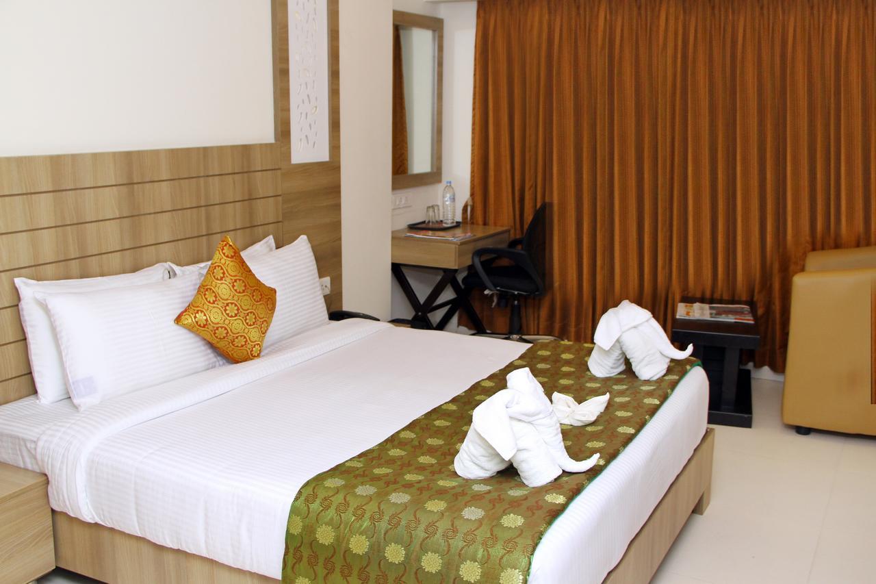 Vinayaga By Poppys ,Kumbakonam Hotel Kültér fotó